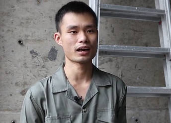 毕竟我们是中国最牛的华强北,做的手机肯定是,niubility的,像素高,屏幕大,电量足,跑马灯,哈哈哈哈哈哈哈哈-张全蛋