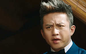 [分手大师]梅远贵（邓超）对小庄说：姑娘你出国不看攻略吗