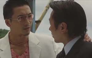 [无问题]老大邹兆龙对小弟说：不要老是走在我前面_不然人家以为你才是老大